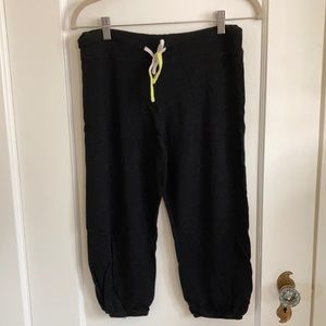 Sundry joggers
